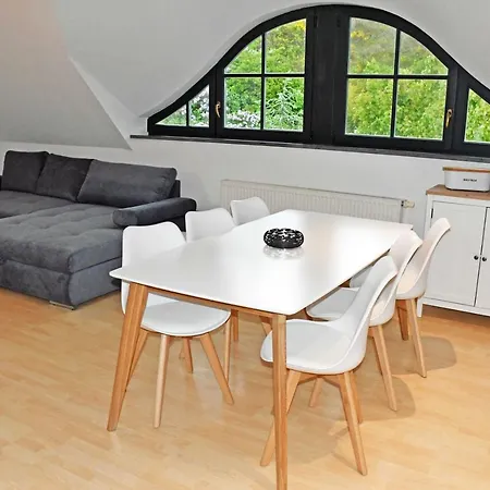 Am Hafen In Seedor * Sandort